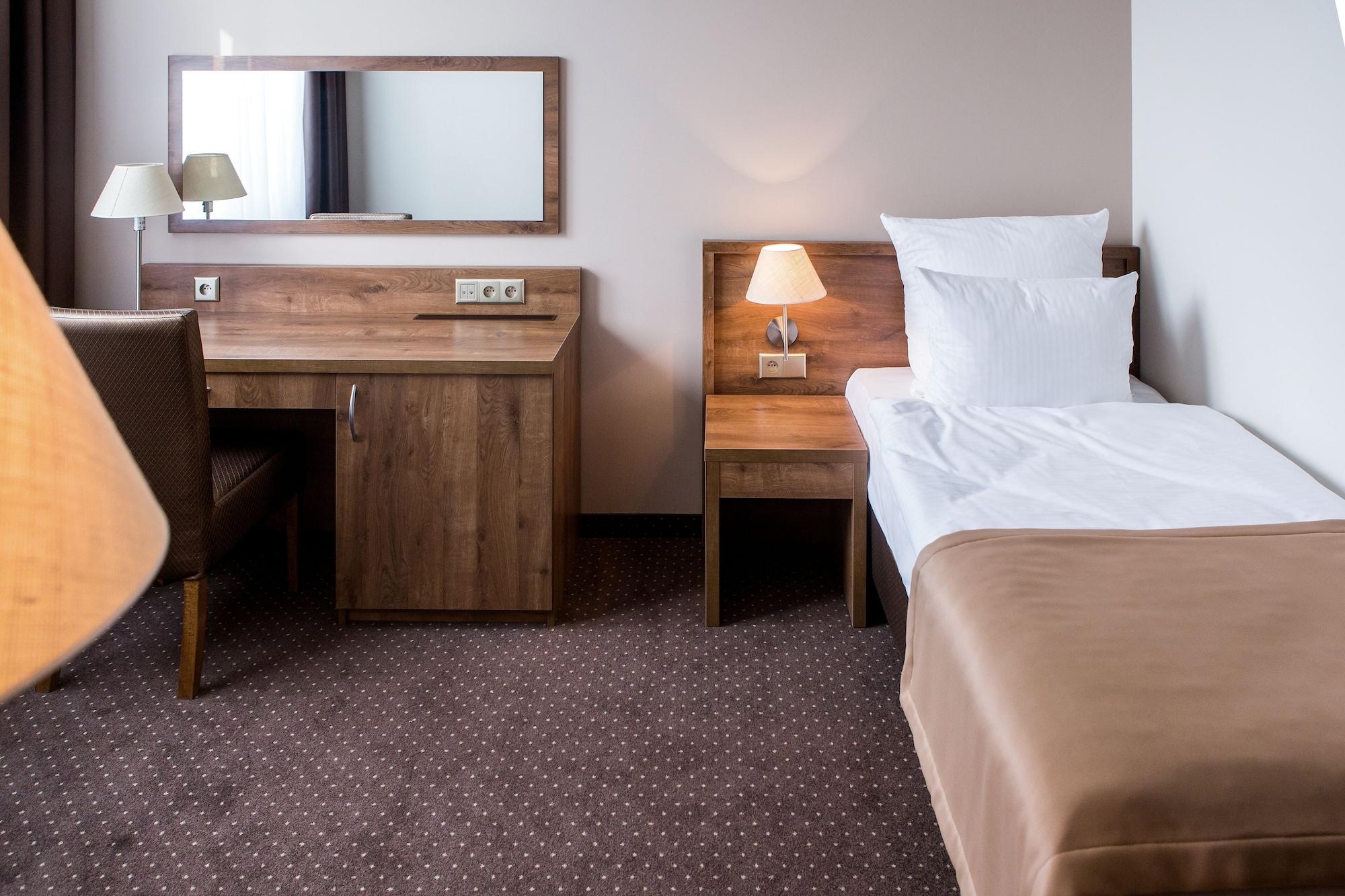 Hotel Gem Wroclaw Bagian luar foto